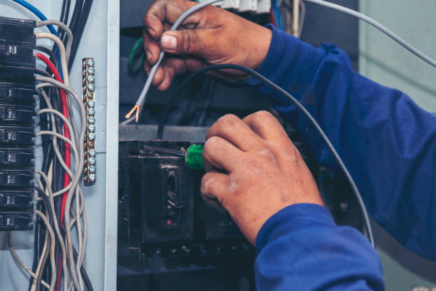 Best Local Electrician Companies  in West, TX